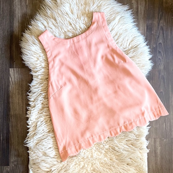 Tobi Pink Scalloped Tank With Back Button Detail - Picture 5 of 8